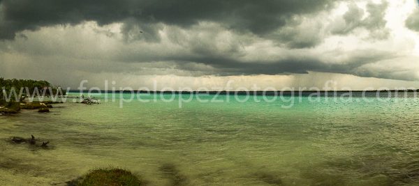 Atardecer Laguna de 7 colores Bacalar. Venta fotografia Bacalar