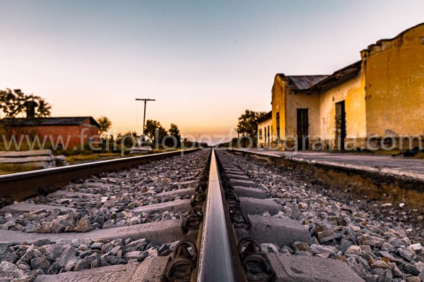 Punto de fuga. Vias de tren