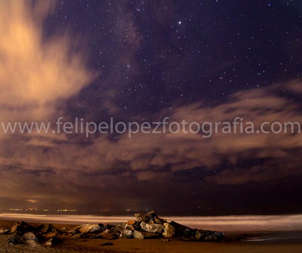 Mar rocas cielo. Via Lactea Varadero playa