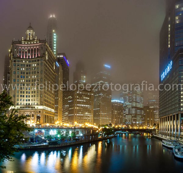 Fotografia nocturna Rio Chicago con neblina. Venta fotografia Chicago