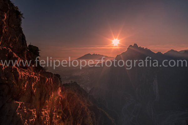 Sol montañas. Alba Nido Aguiluchos.